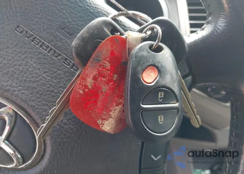 2010 Toyota Tacoma Prerunner V6 from USA, damaged, VIN 3TMJU4GN9AM100193